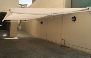 مظلات متحركة بالريموت