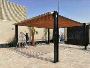 حداد مظلات حديد وخشب للحدائق