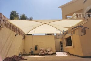 مظلات وسواتر