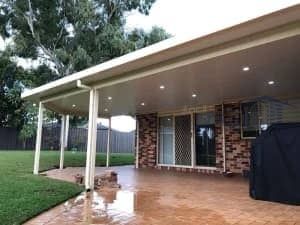 استخدامات برجولات سقف سندوش بنل