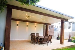 برجولات سقف سندوش بنل