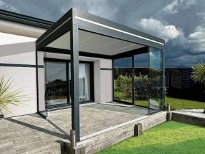 برجولات سقف سندوش بنل