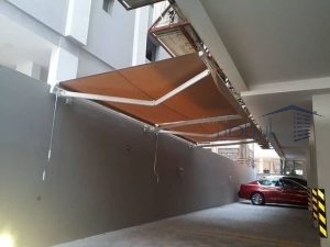 أنواع مظلات سيارات متحركة