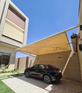 مظلات سيارات متحركة