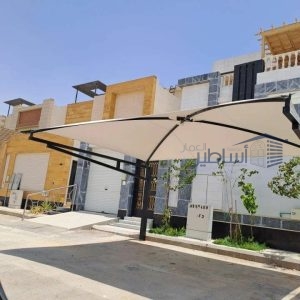 مظلات ممرات الخرج