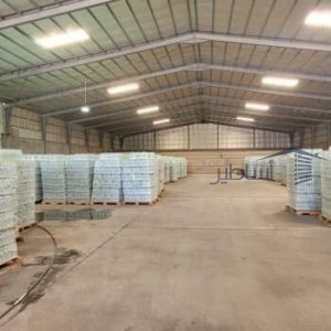 هناجر مستودعات كبيره