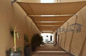 كم سعر المظلات الشراعية القماش