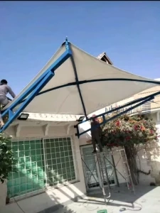 مظلات حدائق بحي الملقا