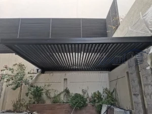 مظلات سيارات الخرج