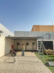 تركيب كل أنواع المظلات في حي غرناطة